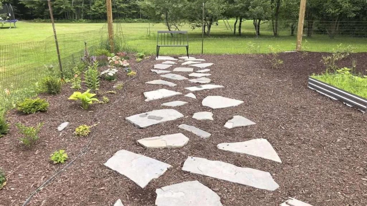 How Much Does a Flagstone Walkway Cost? Pavers Experts