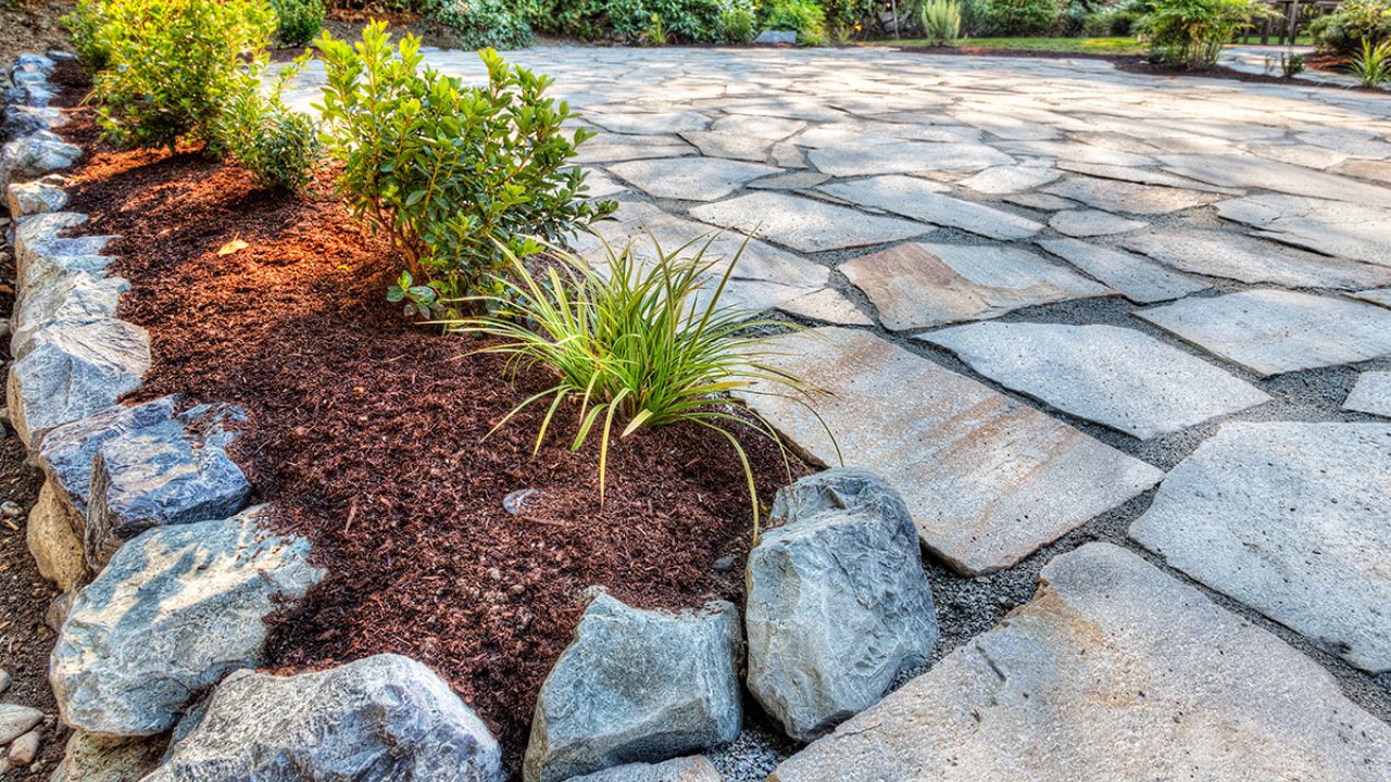How Much Cost to Install Flagstone Pavers? Pavers Experts