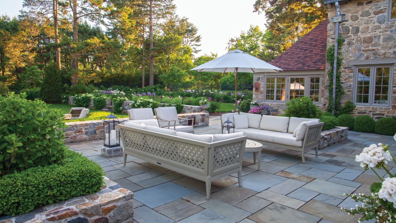 How Much Cost to build a new Patio With Pavers? Pavers Experts