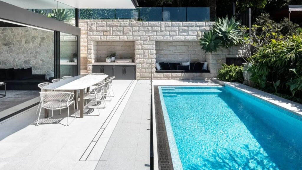 How Much Pool Pavers Costs? Pavers Experts