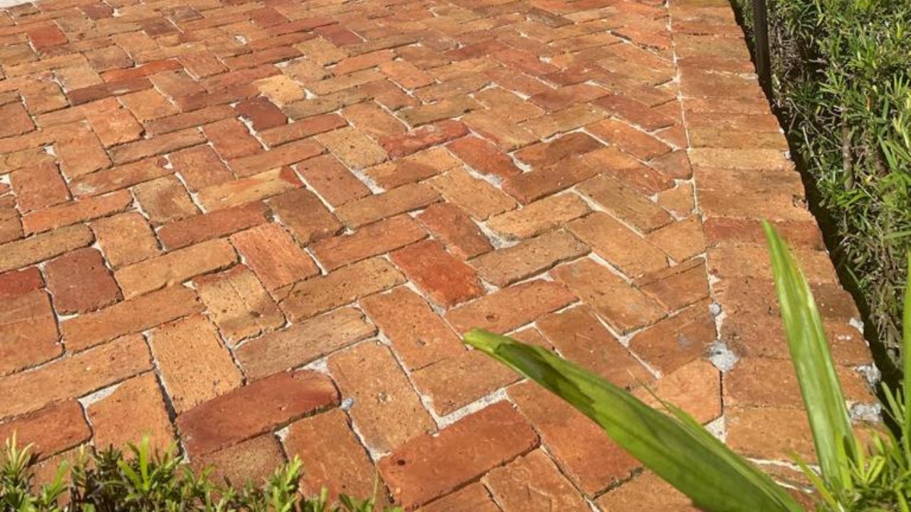 How Much Cost to Build a New Paver Patio? Pavers Experts